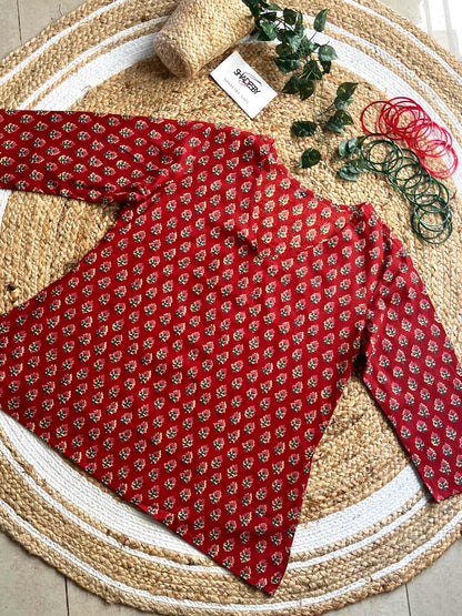 Short kurti - Red