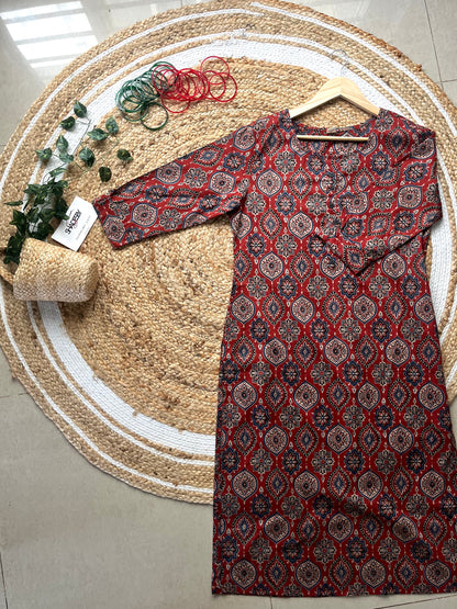 The Classic maroon Long Kurti
