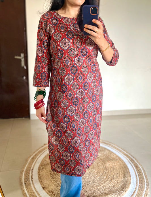 The Classic maroon Long Kurti